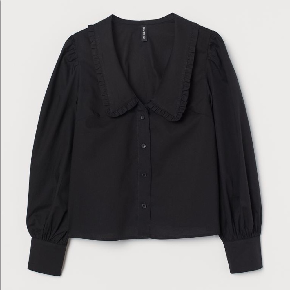 NWT H&M Ruffle Collar Blouse